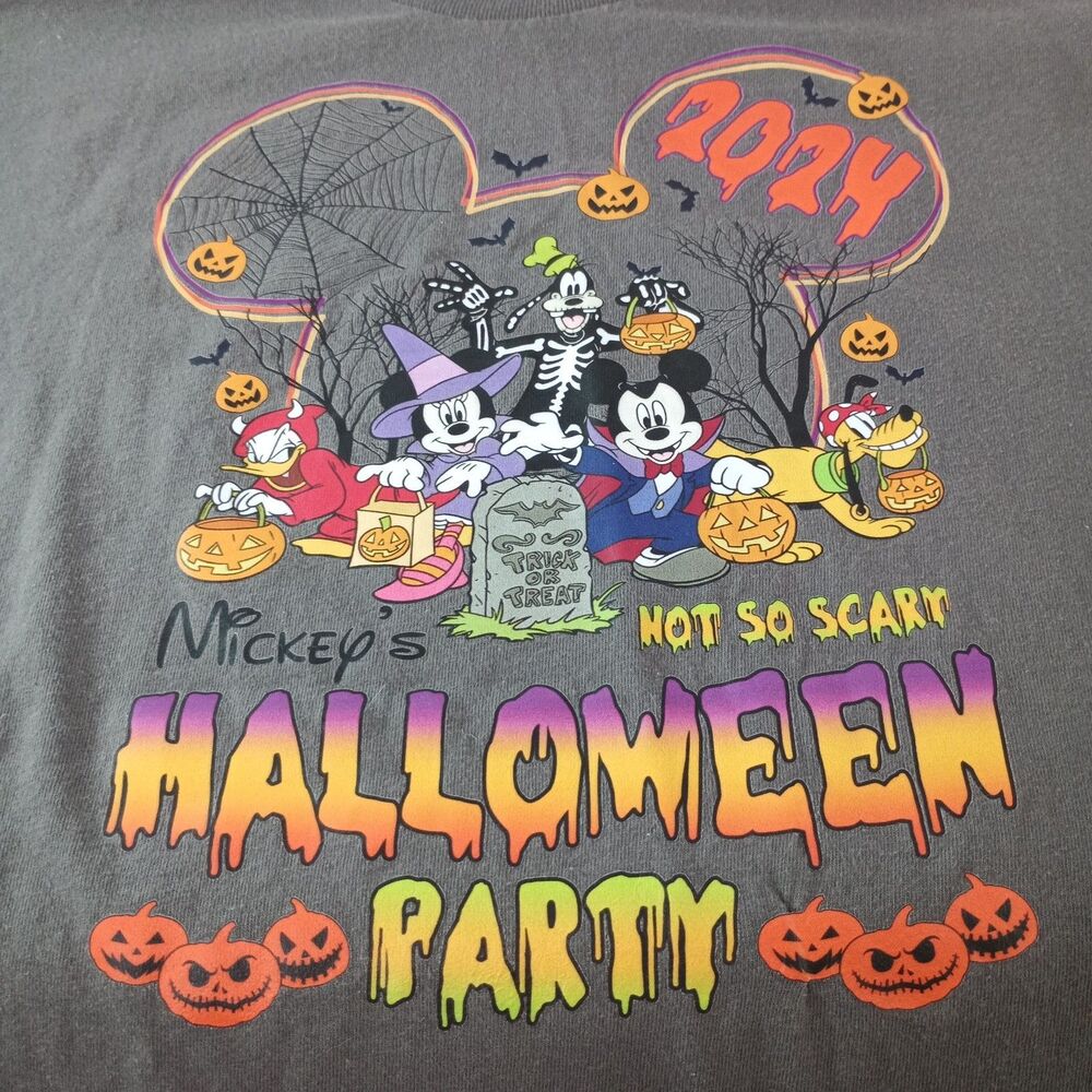 Disney Mickey Not So Scary Halloween Party 2024 XL T-Shirt Gray Mickey Friends